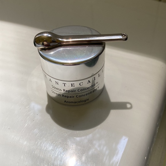 Unopened Chantecaille Stress Repair Concentrate - Picture 2 of 2